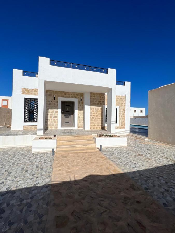 Magnifique Villa Avec Piscine Sur L'Ile De Djerba 乌姆苏克 外观 照片