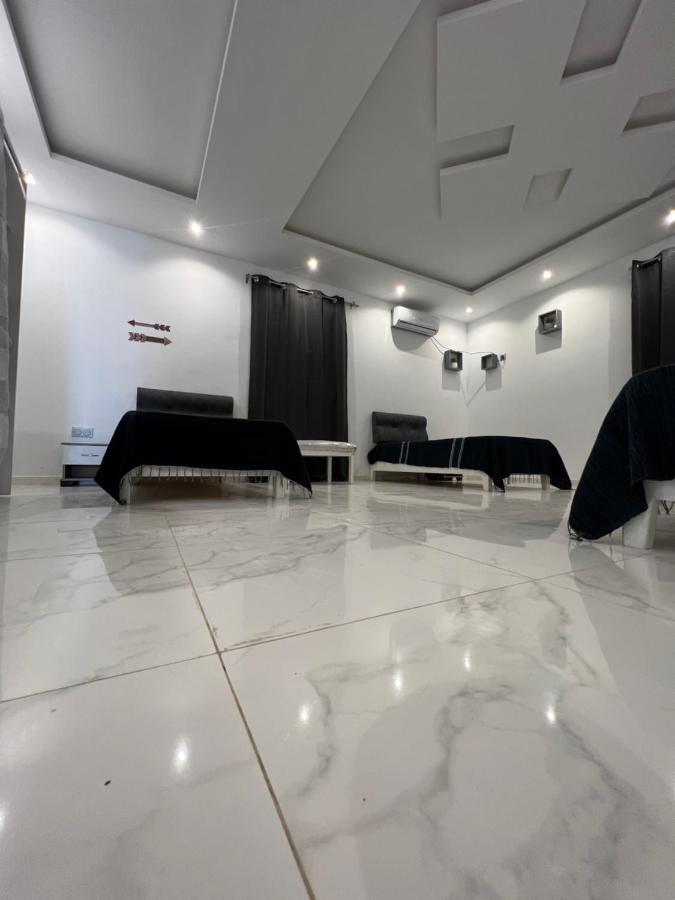 Magnifique Villa Avec Piscine Sur L'Ile De Djerba 乌姆苏克 外观 照片