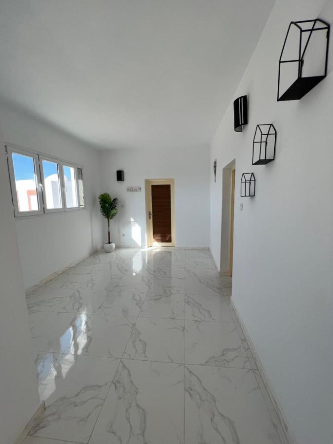 Magnifique Villa Avec Piscine Sur L'Ile De Djerba 乌姆苏克 外观 照片